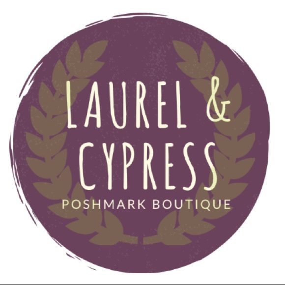 Meet your Posher, Deena - Picture 1 of 1